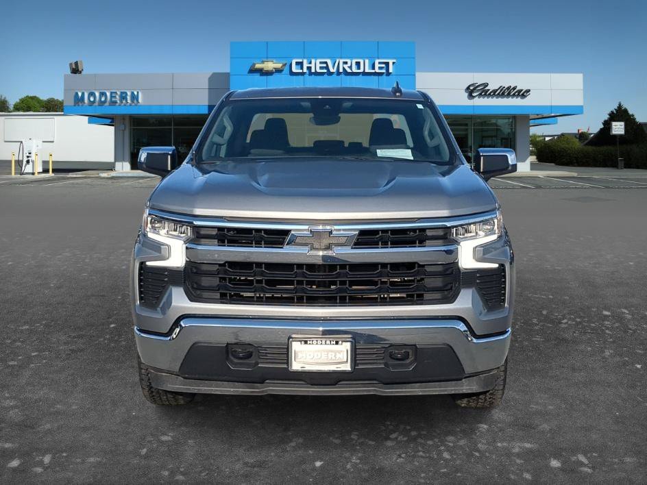 Used 2023 Sterling Gray Metallic Chevrolet LT image 7