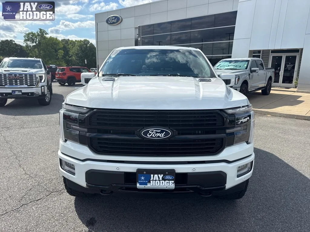 New 2026 Star White Metallic Tri-Coat Ford Platinum® image 10