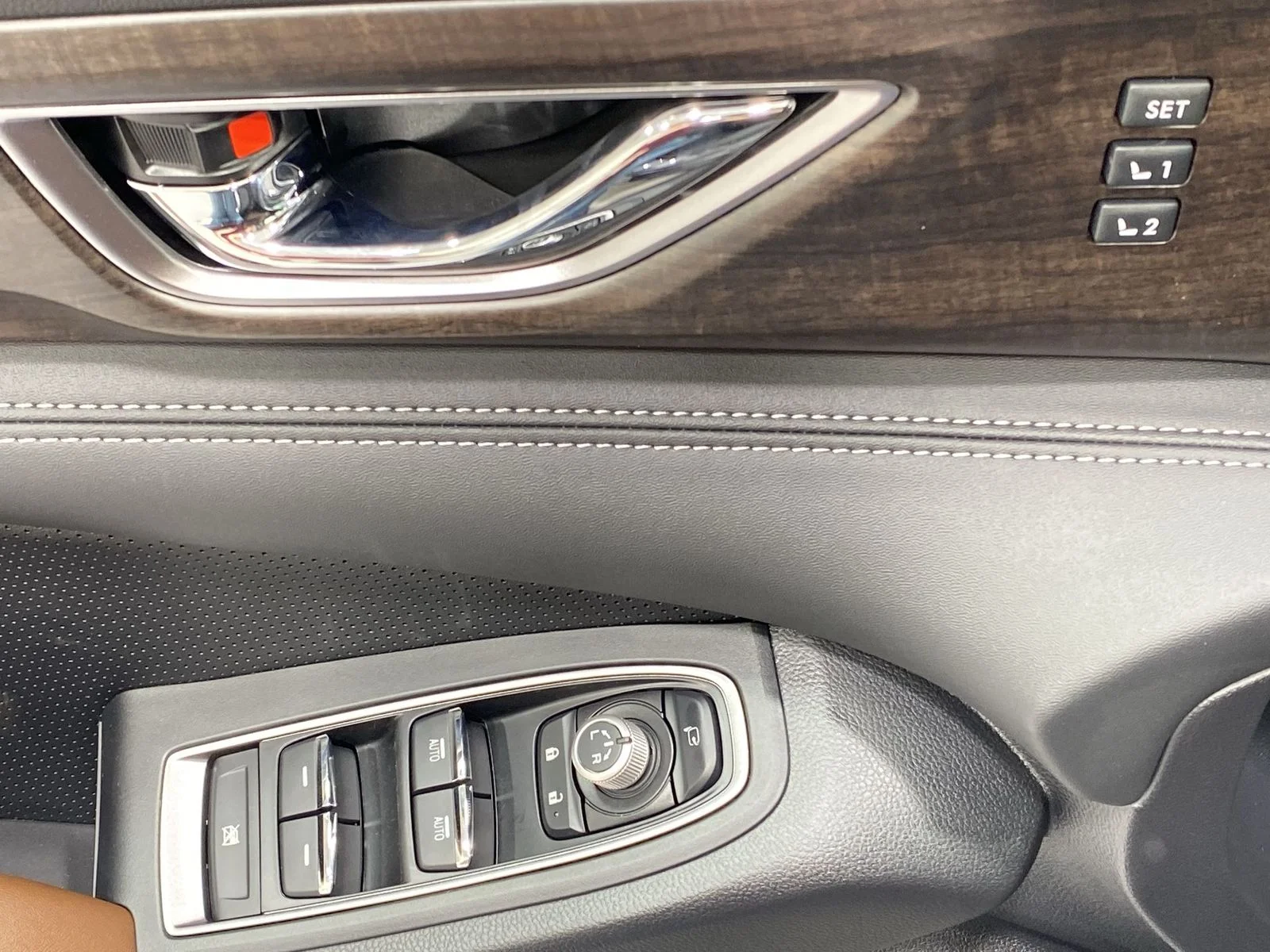 New 2026 MAGNETITE GRAY METALLIC Subaru Touring image 13