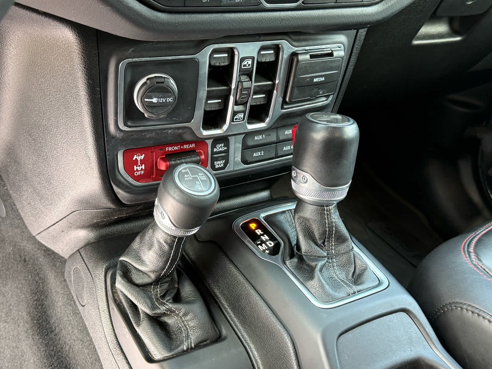 Used 2024 Black Clearcoat Jeep Rubicon X image 22