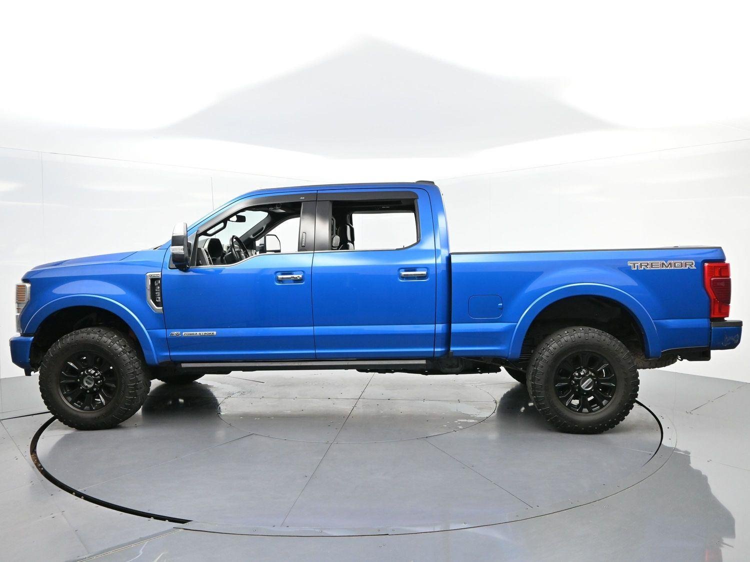 Used 2021 Velocity Blue Ford Platinum image 4