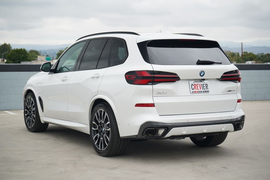 New 2026 Mineral White Metallic BMW xDrive50e image 6