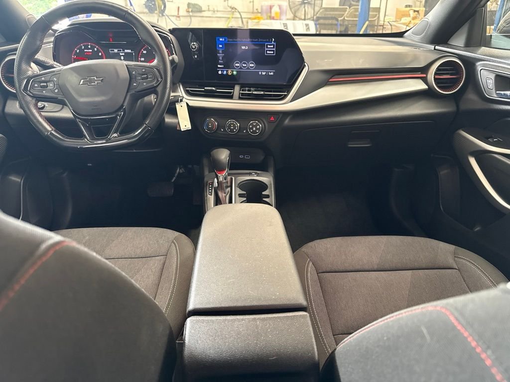 Used 2024 Gray Chevrolet 1RS image 17