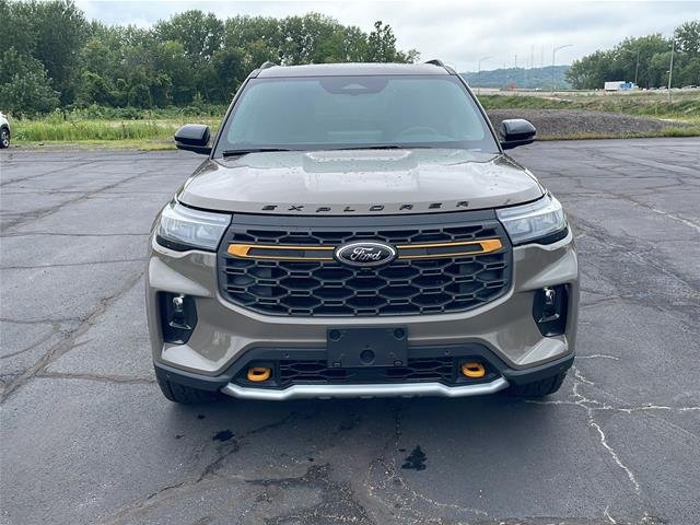 New 2026 Marsh Gray Ford Tremor® image 40