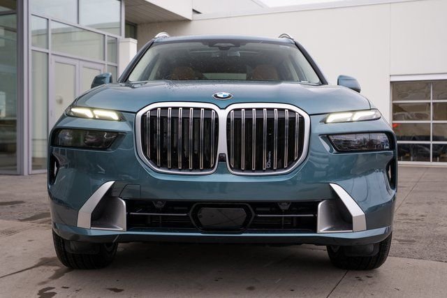 Certified Used 2026 Blue Ridge Mountain Metallic BMW xDrive40i image 7