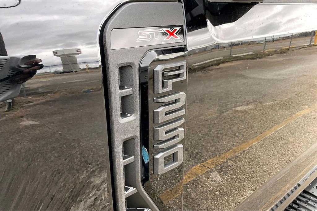 New 2026 Ford Super Duty F-250 XL 4D Crew Cab