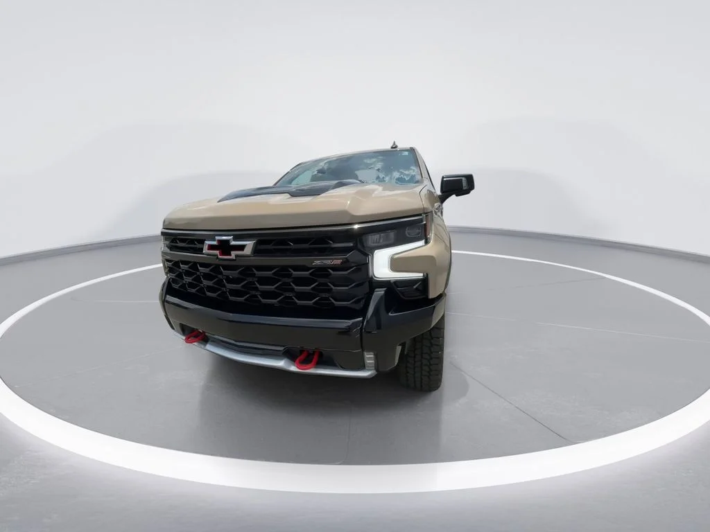 Used 2022 Beige Chevrolet ZR2 image 4