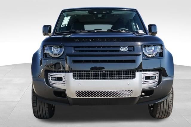 Certified Used 2025 Black Land Rover S image 2