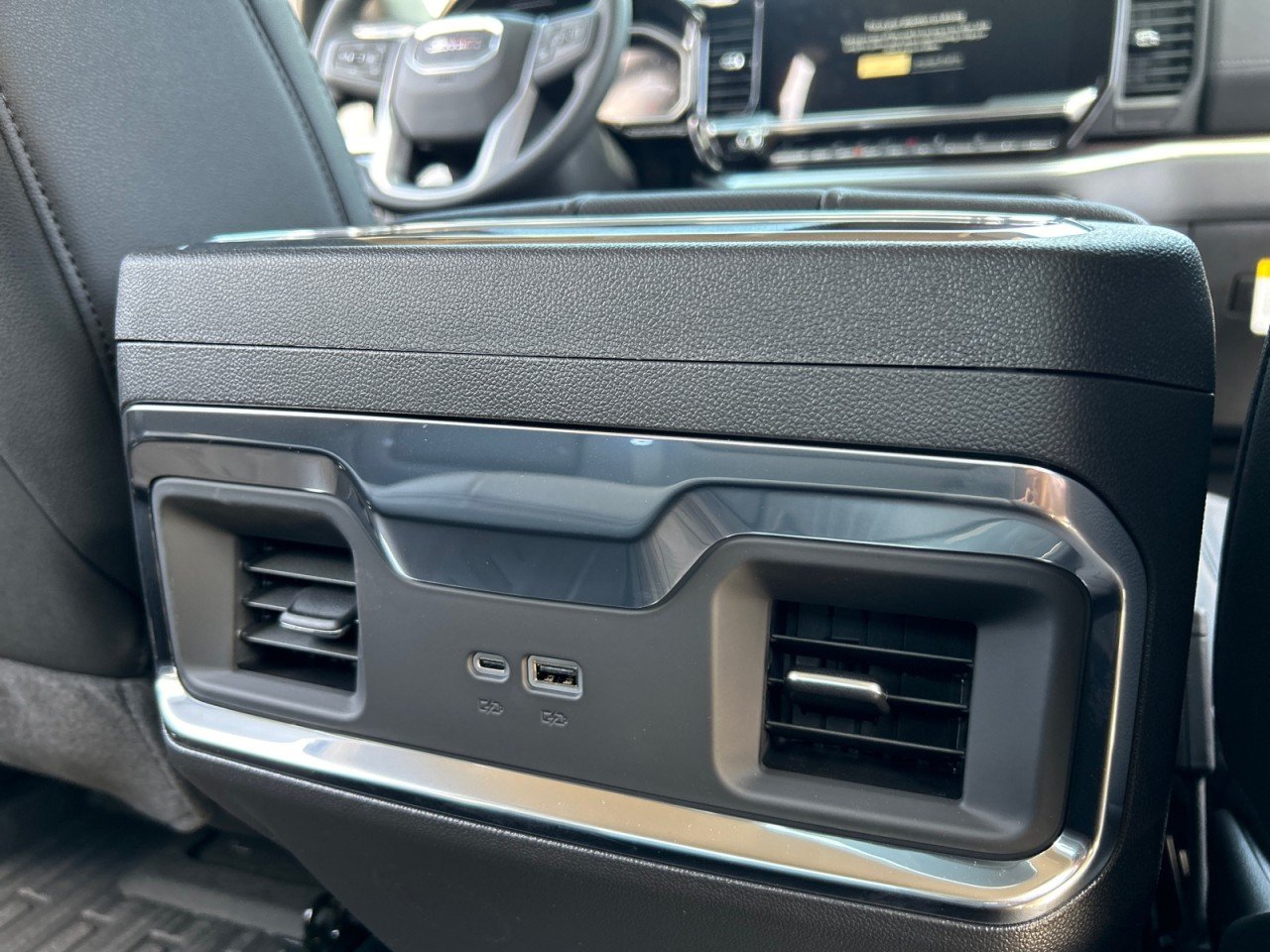 2026 GMC Sierra 1500 SLT - Photo 22