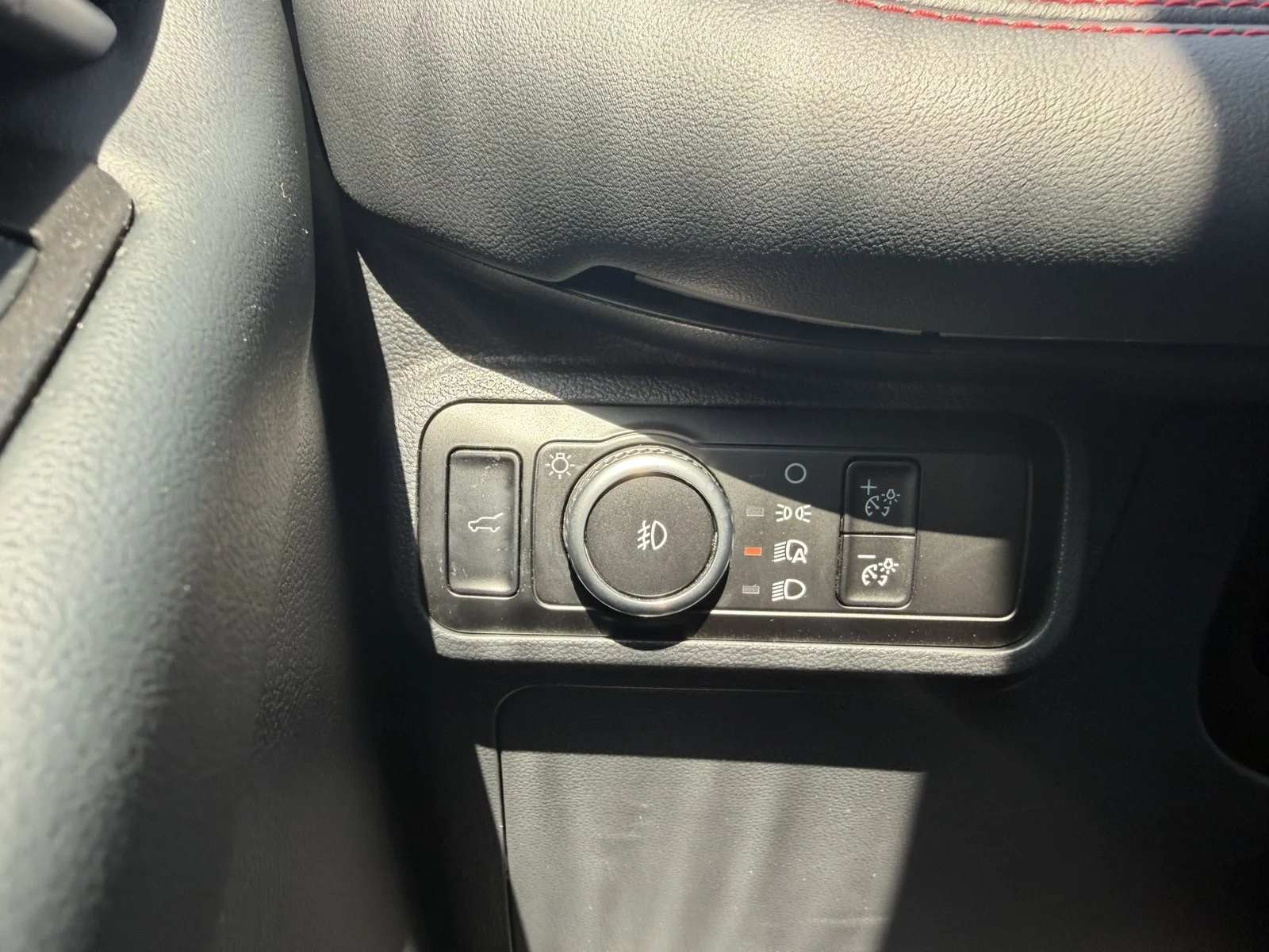 Used 2025 Vapor Blue Metallic Ford ST-Line image 24