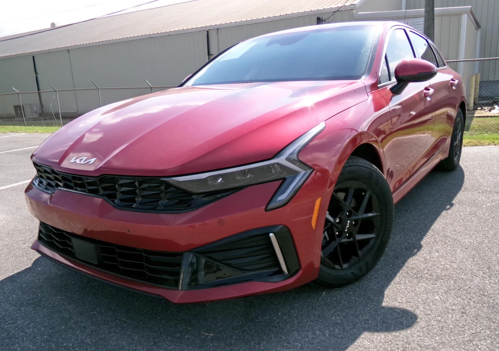 Used 2025 Runway Red Kia LXS image 1