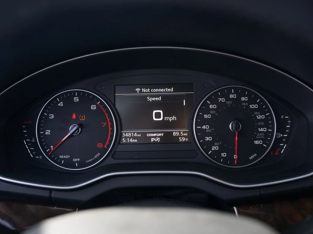Used 2018  Audi 2.0T image 24