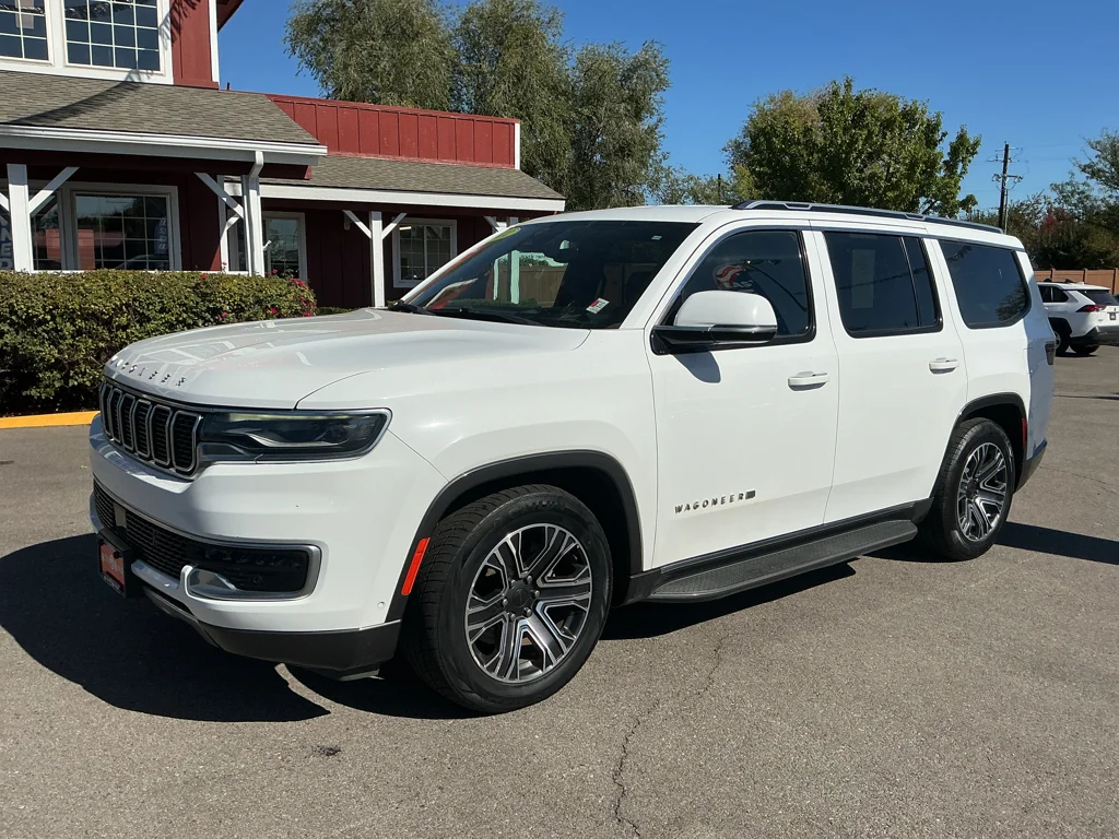 2022 Jeep Wagoneer