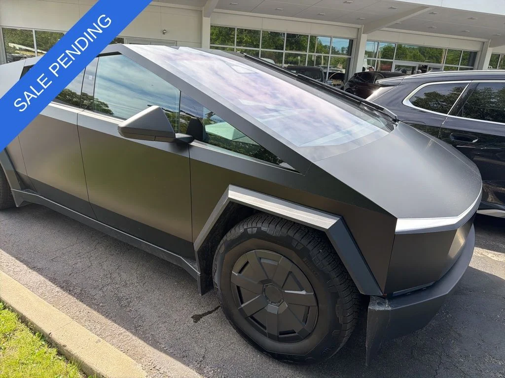 2025 Tesla Cybertruck All-Wheel Drive's photo