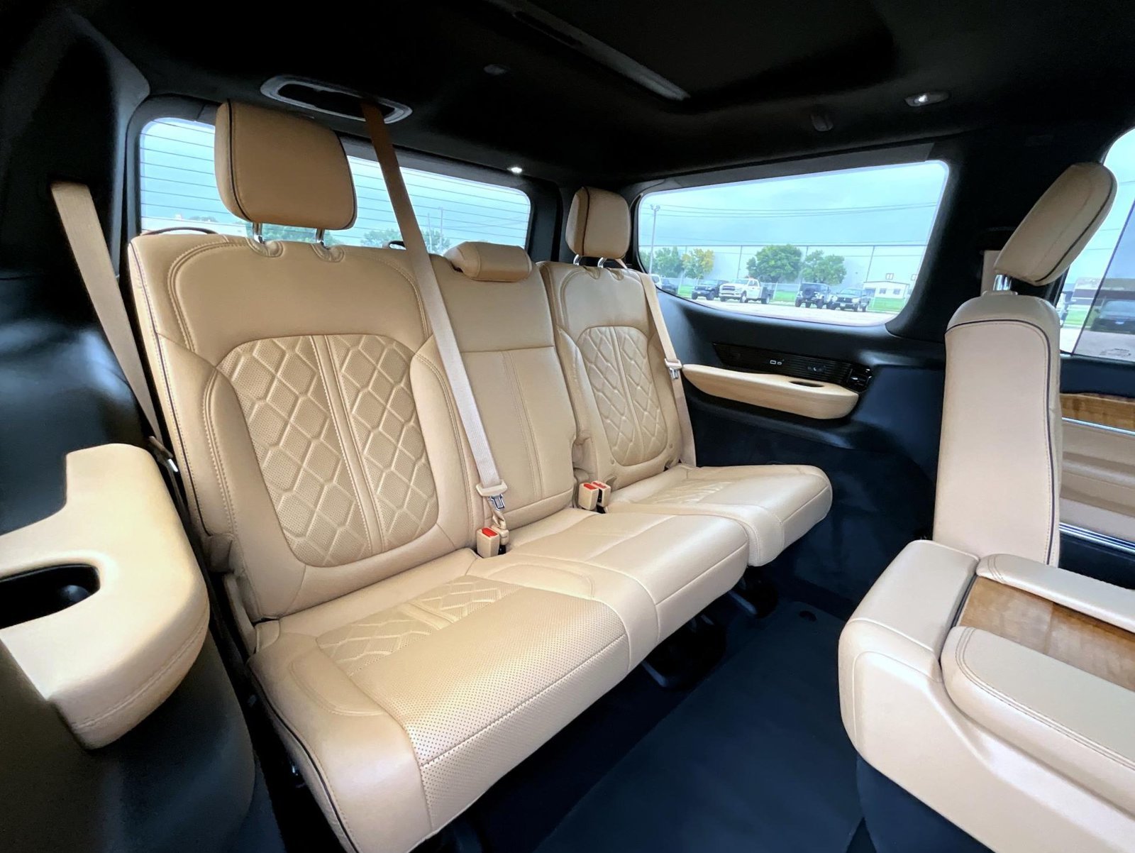 Used 2023 White Jeep Series III image 20