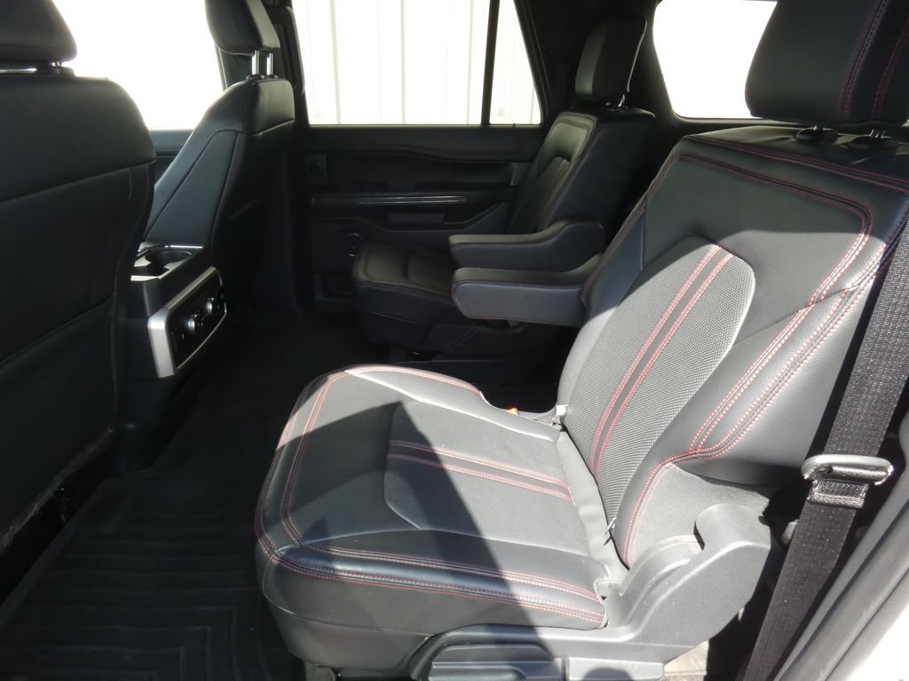 Used 2023 White Ford Limited image 10