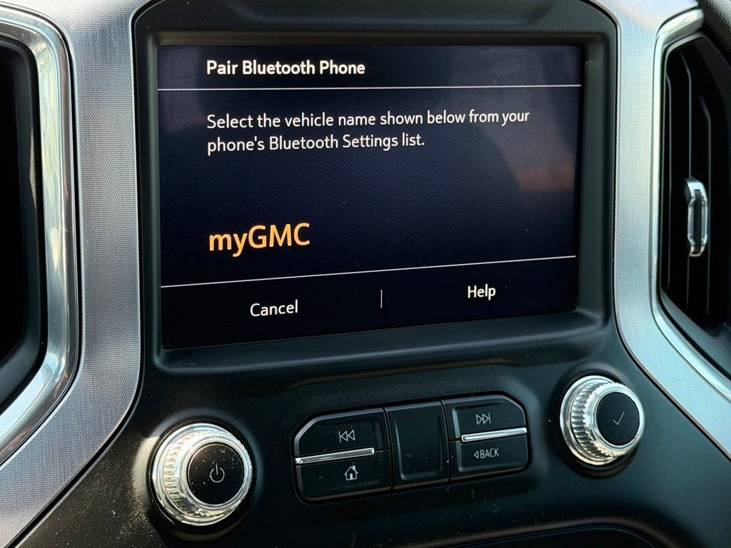 Used 2020 Red GMC Elevation image 23