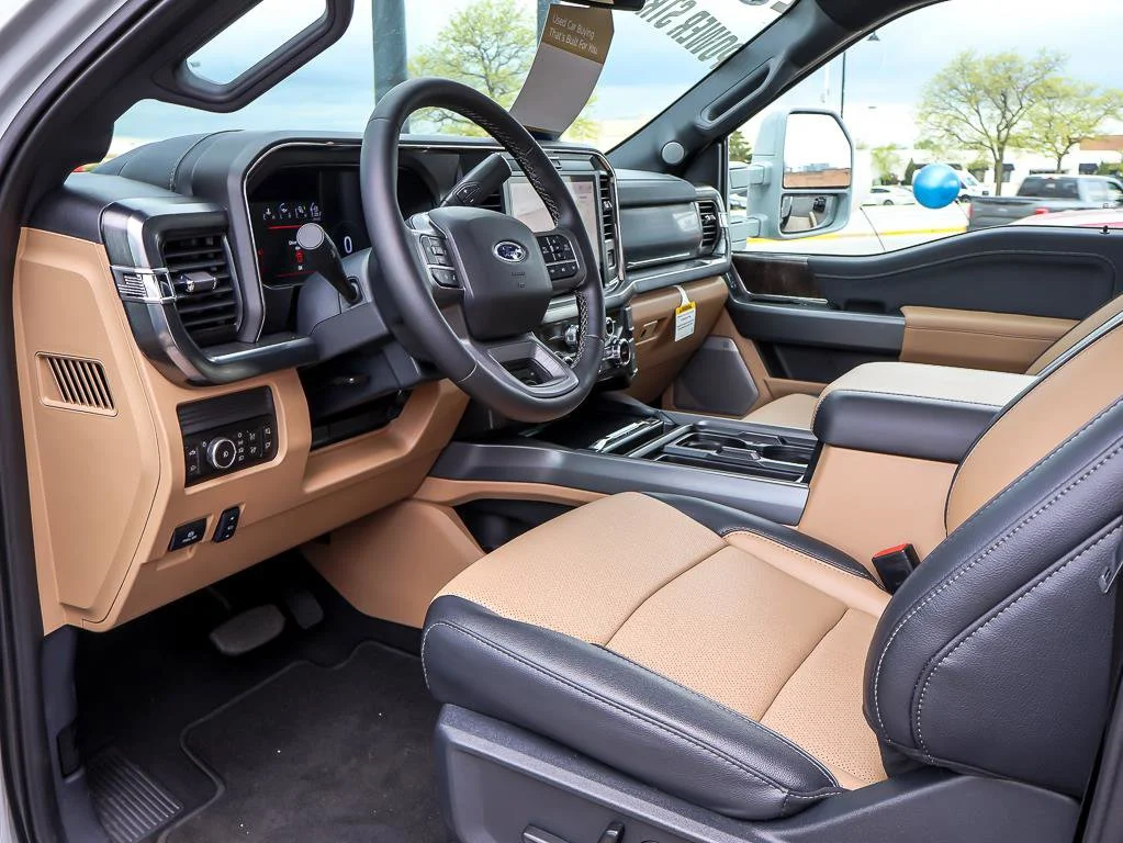 Used 2026 Avalanche Ford LARIAT image 18