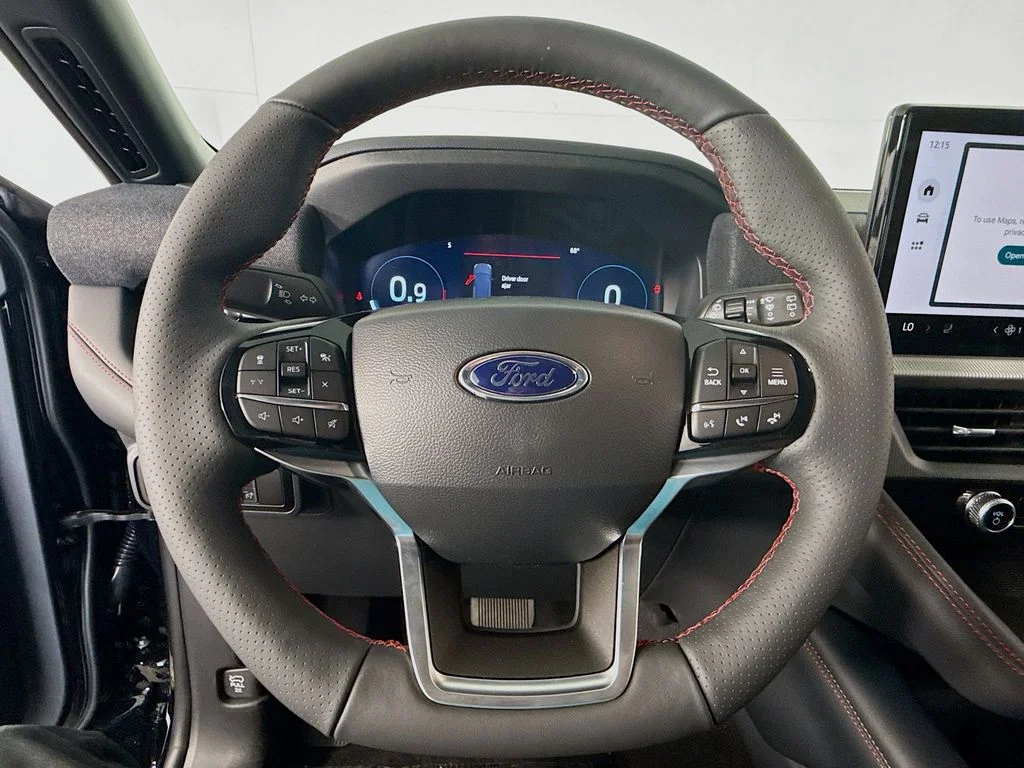 New 2026 Agate Black Metallic Ford ST-Line image 11