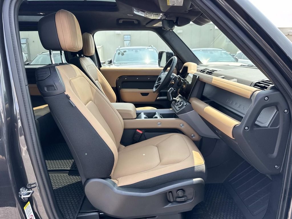 New 2026 Carpathian Grey Land Rover V8 image 13