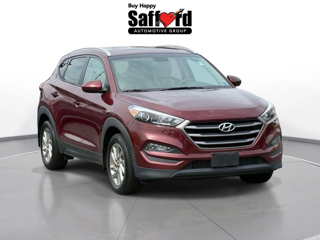 Used 2016 Red Hyundai SE image 8