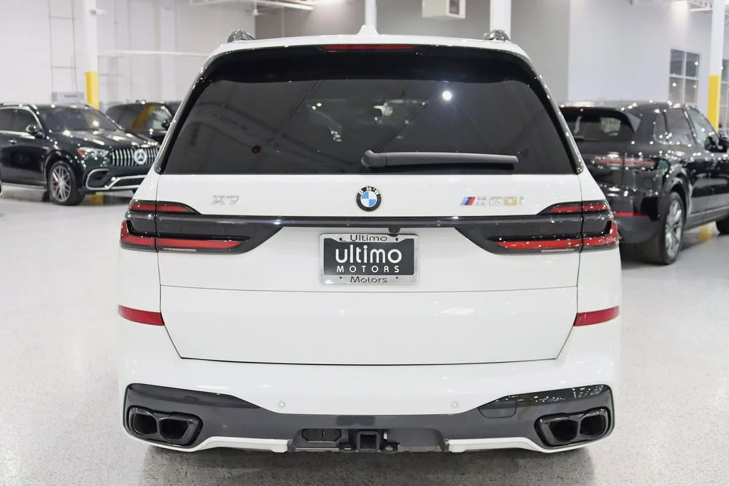 2025 BMW X7 M60i