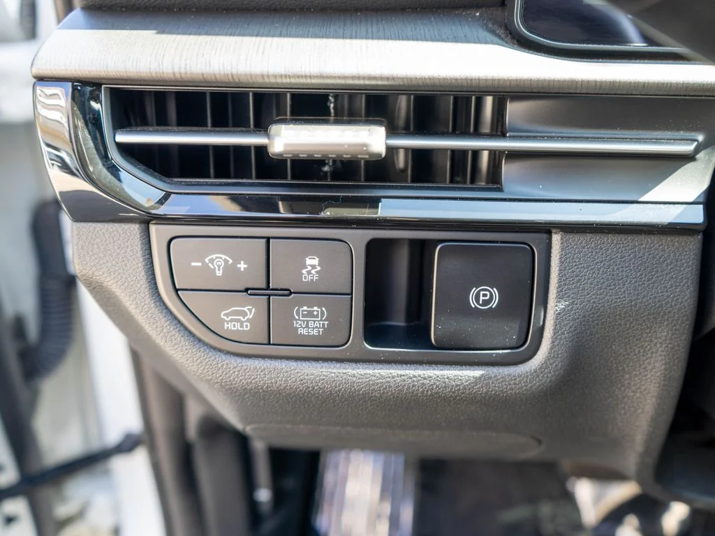 2026 Kia Sportage X-Line Hybrid - Photo 18