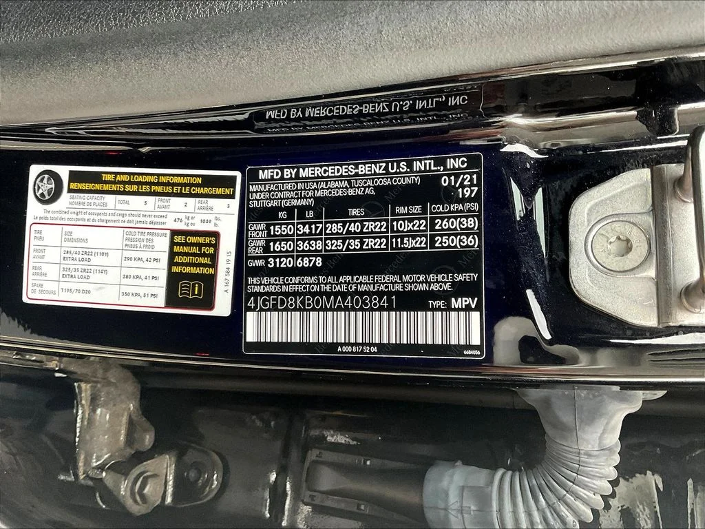Used 2021 Obsidian Black Metallic Mercedes-Benz GLE 63 S AMG® image 19