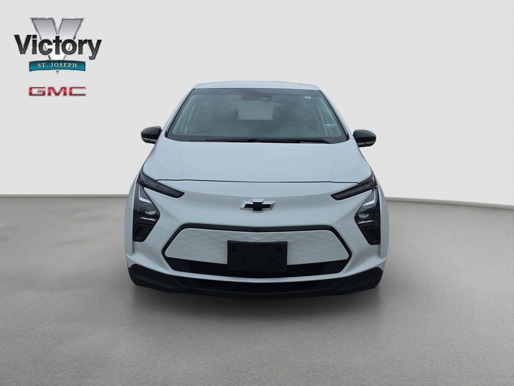 Used 2023 Chevrolet Bolt EV 2LT with VIN 1G1FX6S06P4138756 for sale in Kansas City