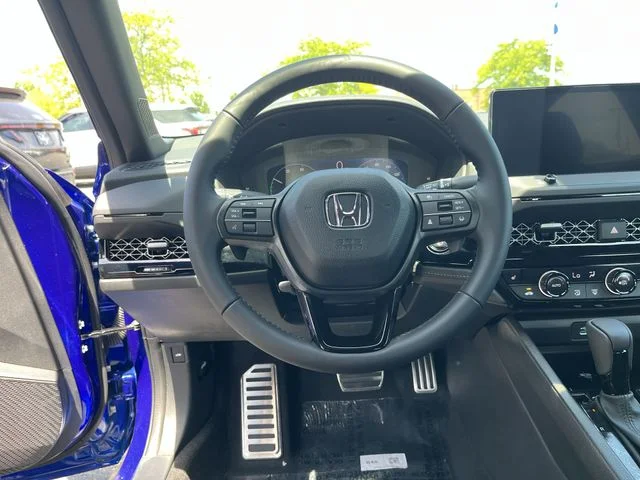 New 2026 Still Night Pearl Honda Sport Hybrid image 13