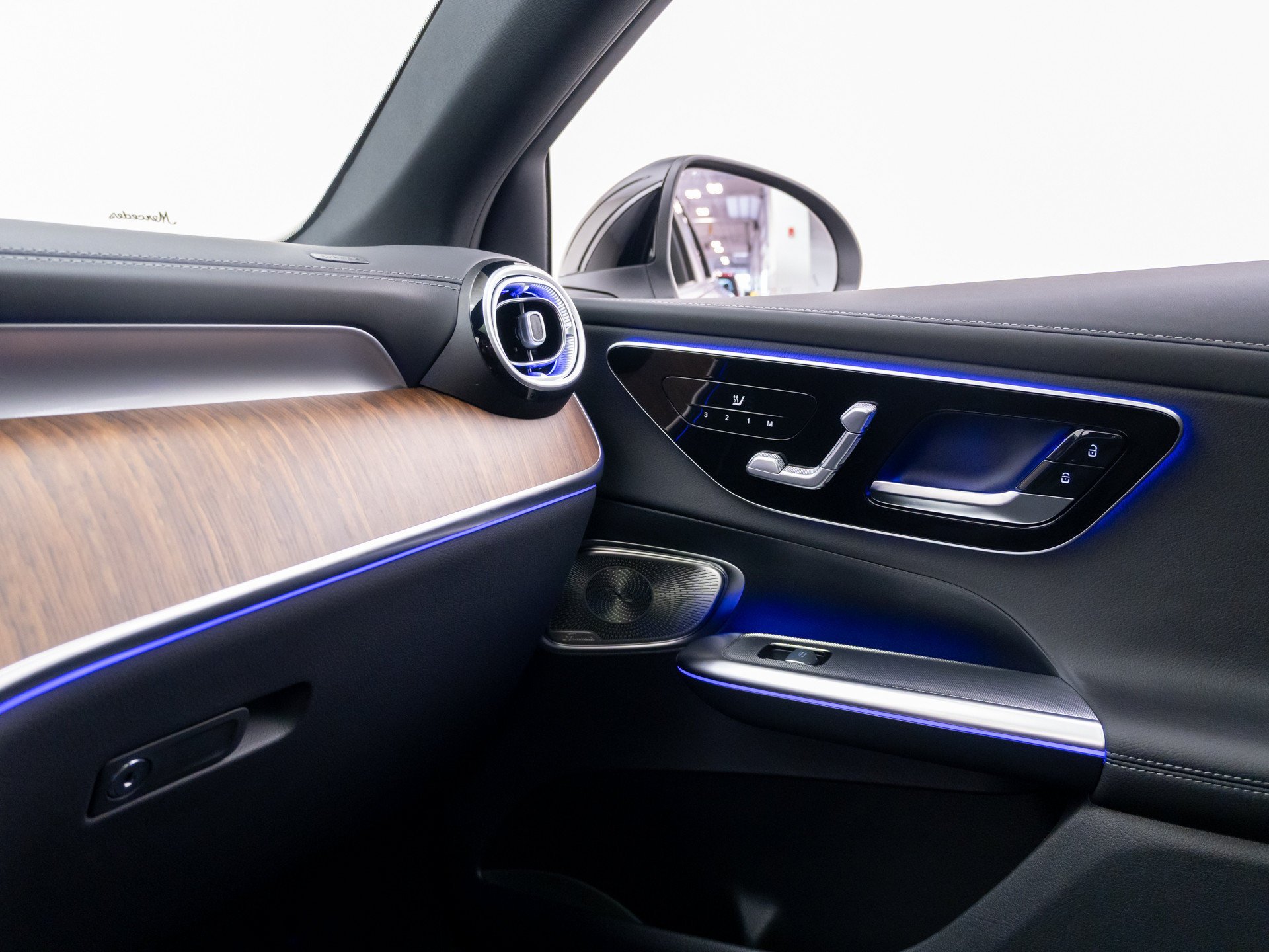 New 2027 Black Mercedes-Benz GLC 300 Coupe image 67