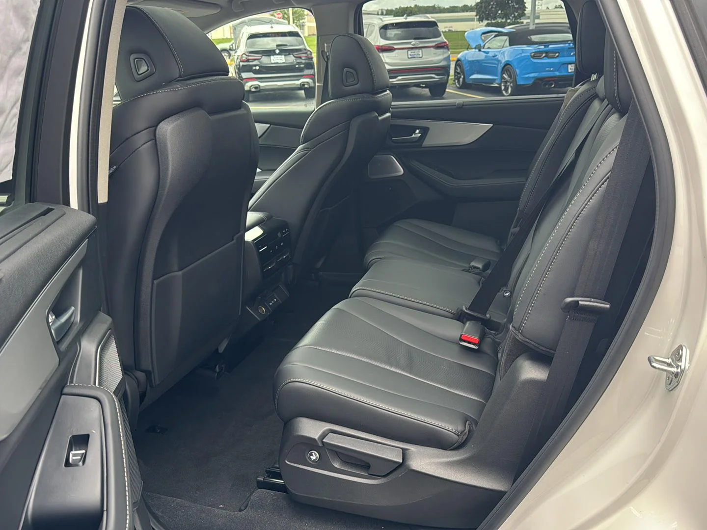 New 2026 Platinum White Pearl Acura w/Technology Package image 12