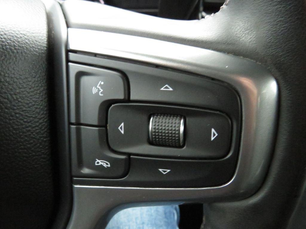 Used 2024 Black Chevrolet LT image 27