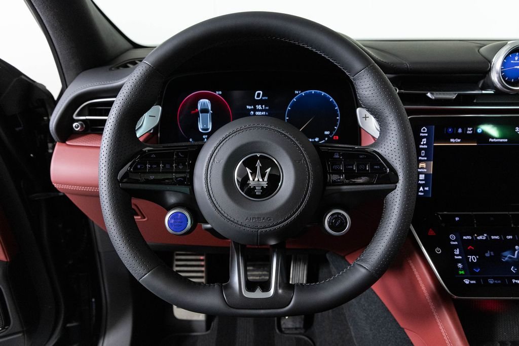 2026 Maserati Grecale Modena V6 - Photo 25