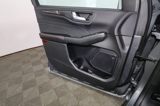 Used 2023 Gray Ford ST-Line image 38