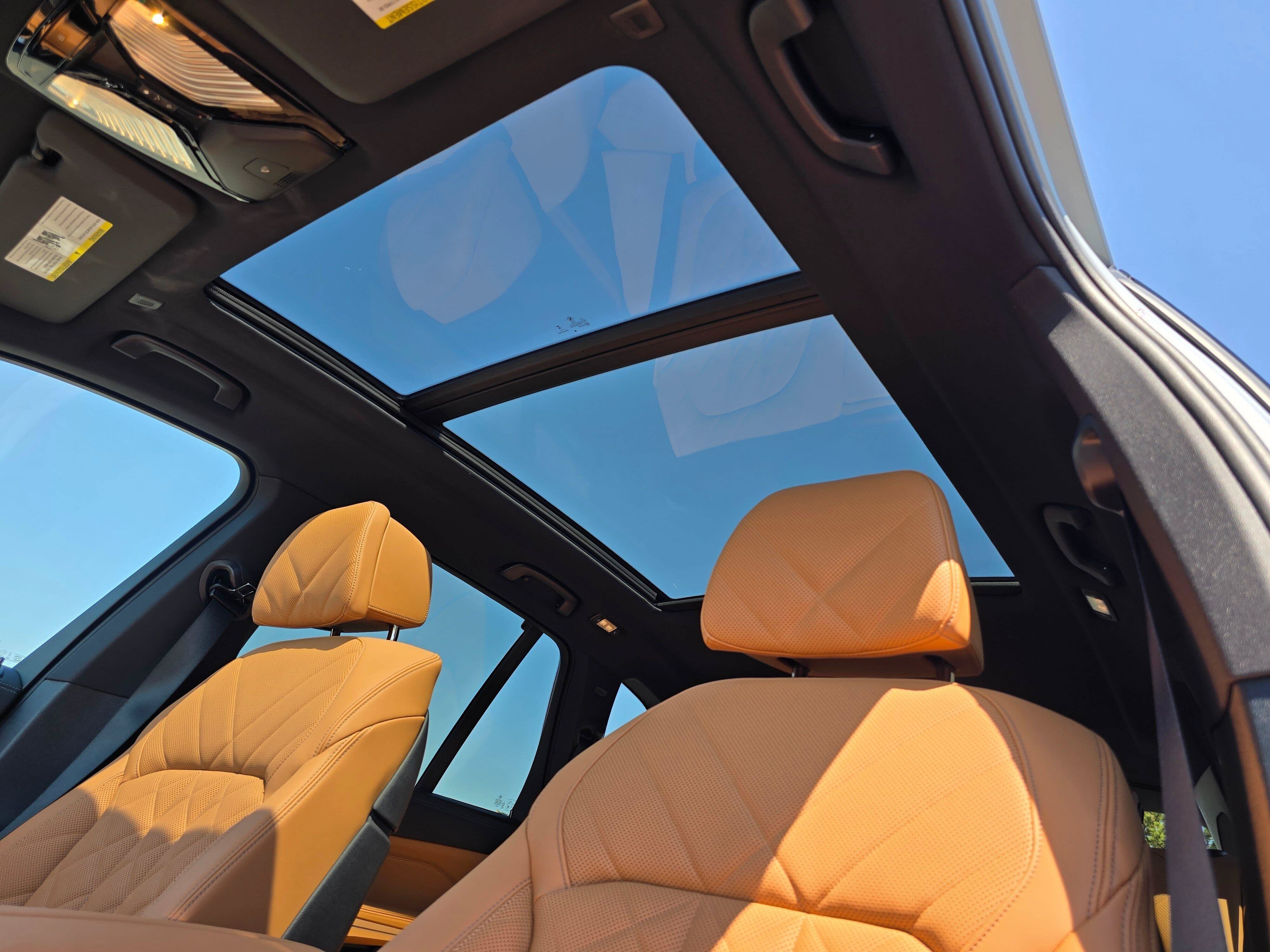 New 2026 Brooklyn Grey Metallic BMW xDrive50e image 27