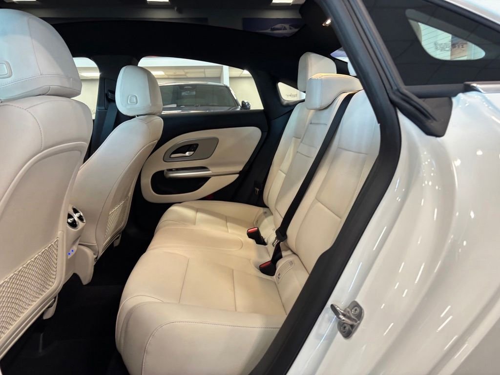 Used 2027 White Mercedes-Benz  image 21