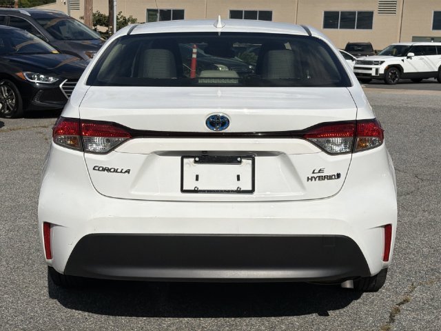Used 2023 White Toyota LE image 12