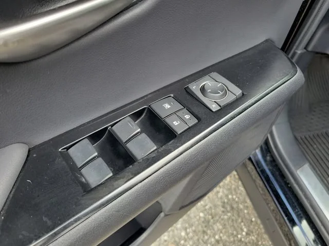 2024 Lexus UX Hybrid 250h Premium - Photo 27