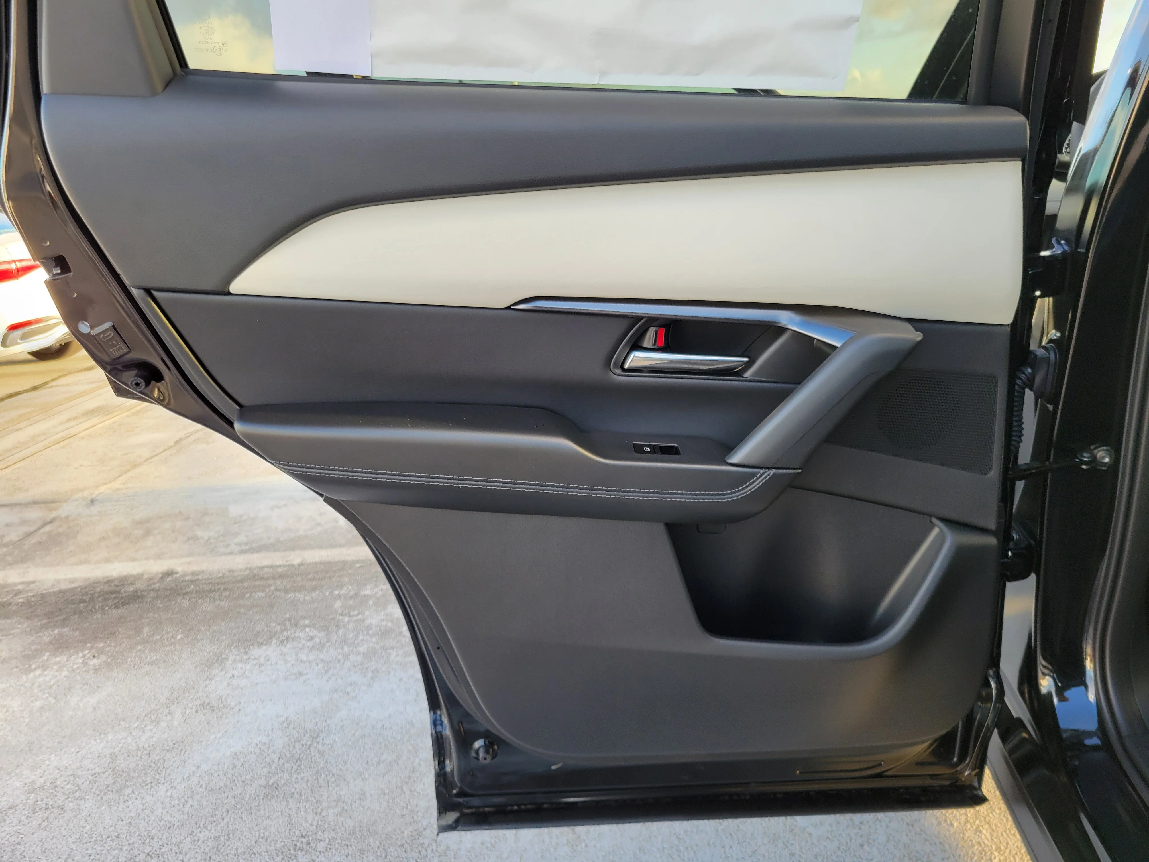 New 2026 Jet Black Mica Mazda 2.5 S Select AWD image 9