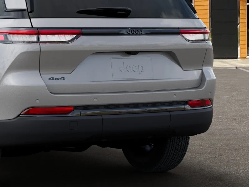 2025 Jeep Grand Cherokee Altitude - Photo 28