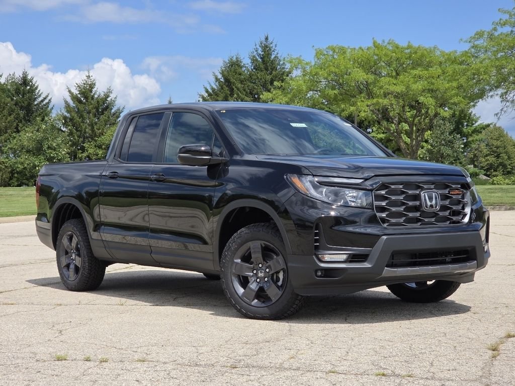 New 2026 Crystal Black Pearl Honda TrailSport image 2