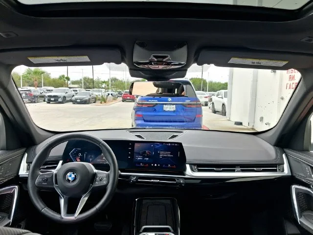 2024 BMW X1 28i - Photo 13
