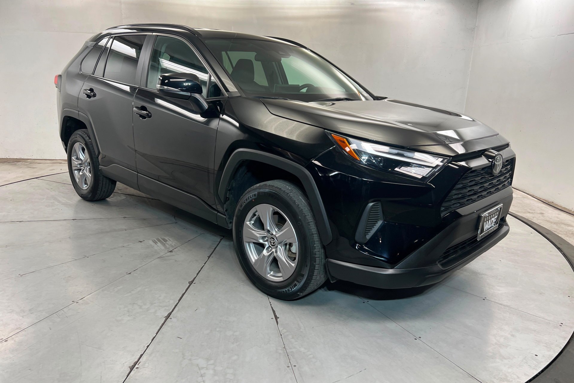 Used 2025 Midnight Black Metallic Toyota XLE image 8