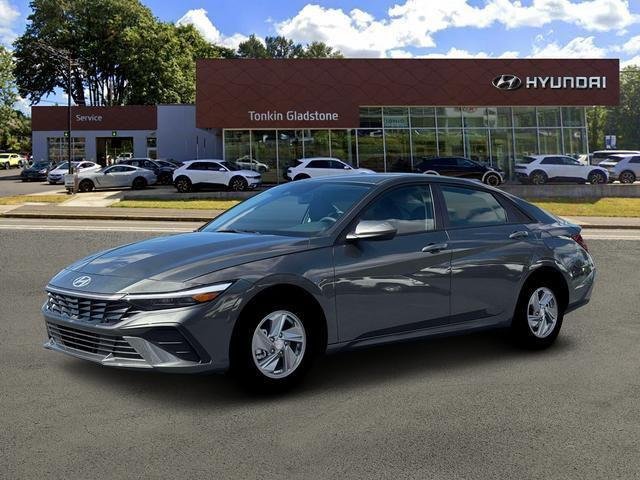 New 2026 Gray Hyundai SE image 2
