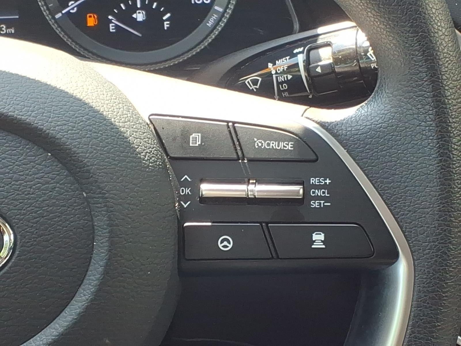 Used 2023 Portofino Gray Hyundai SEL image 22
