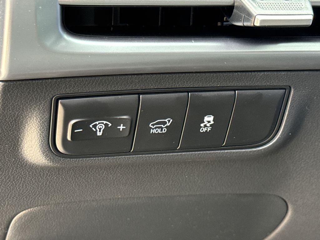 New 2026 Silver Hyundai SEL AWD image 22