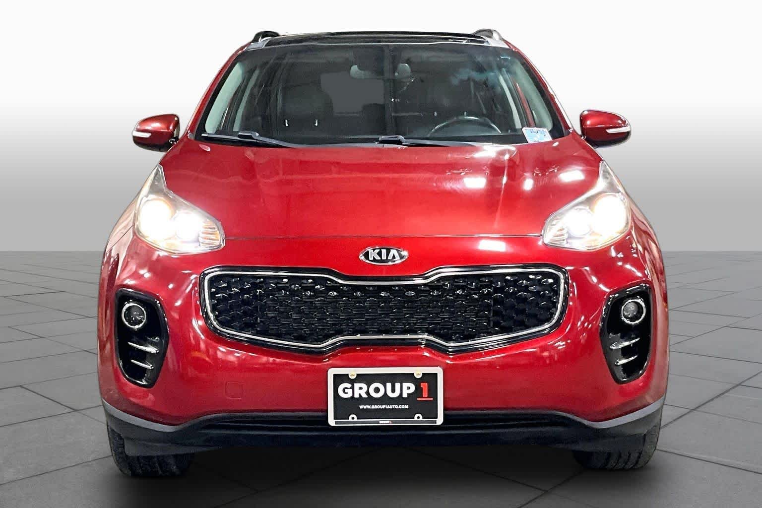 Used 2019 Hyper Red Kia EX image 4