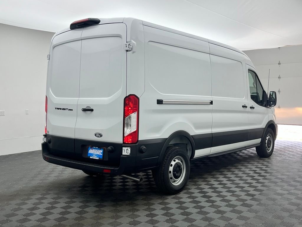 New 2026 White Ford Base image 8