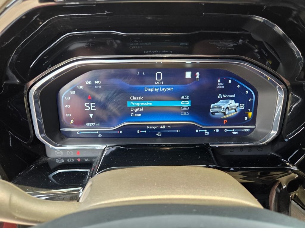 Used 2022 Red Chevrolet ZR2 image 32
